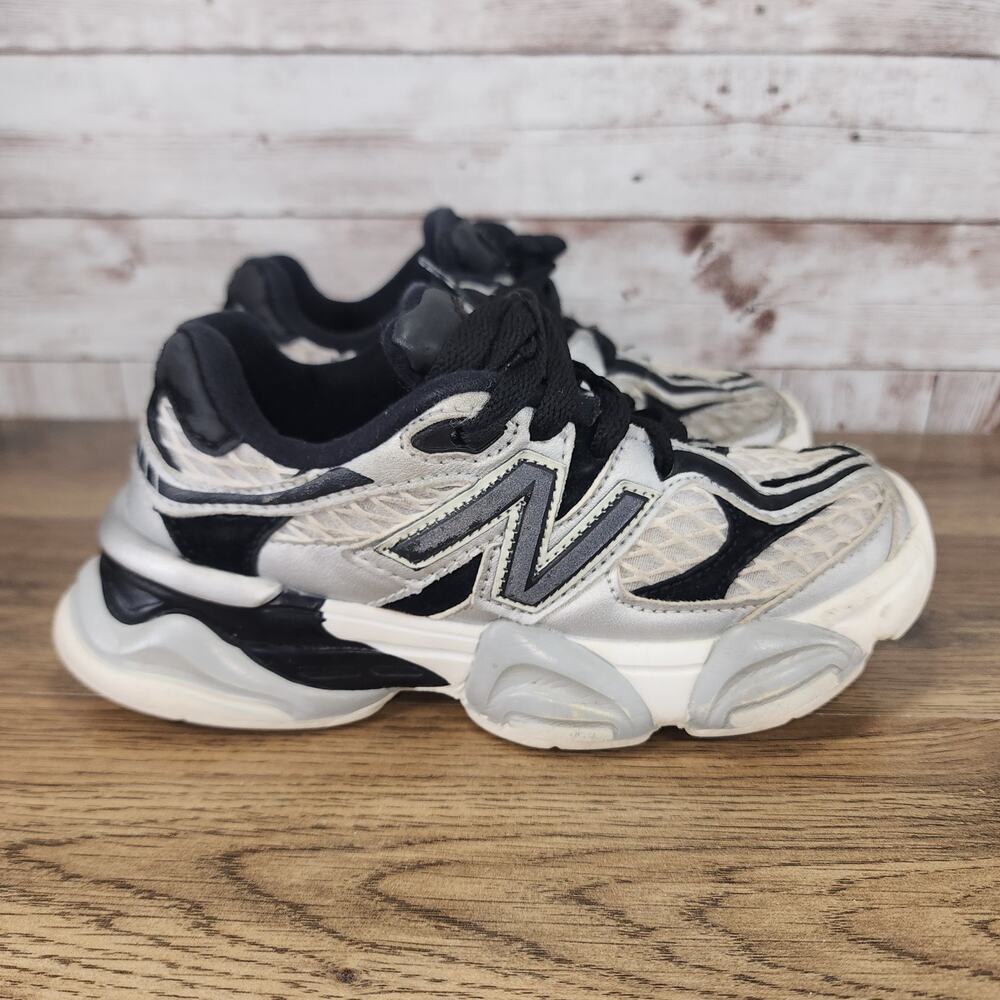 Kids New Balance 9060x Shoe Palace Metallic Silver Black Sneakers Size 12.5c